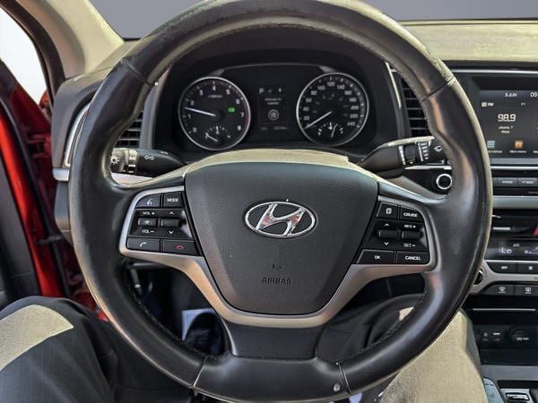 Hyundai Elantra GLS 2017-15