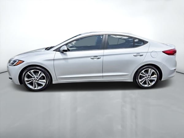 2017 Hyundai Elantra GLS-5