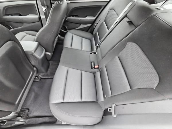 2017 Hyundai Elantra GLS-16