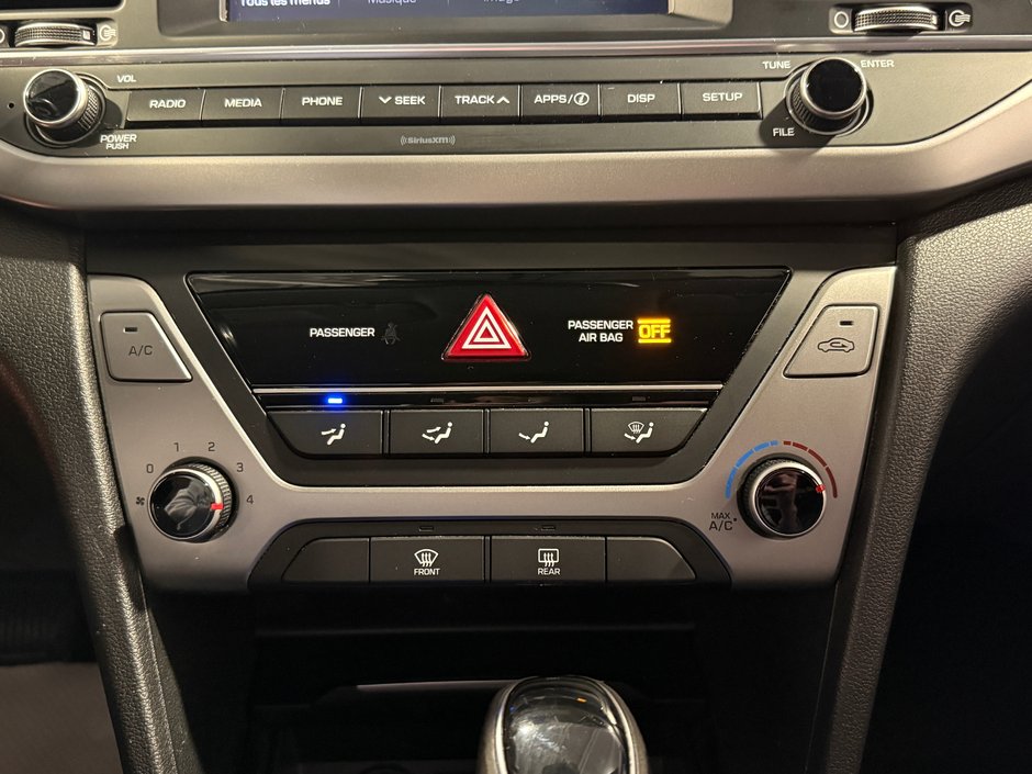 Hyundai Elantra SE 2018-21