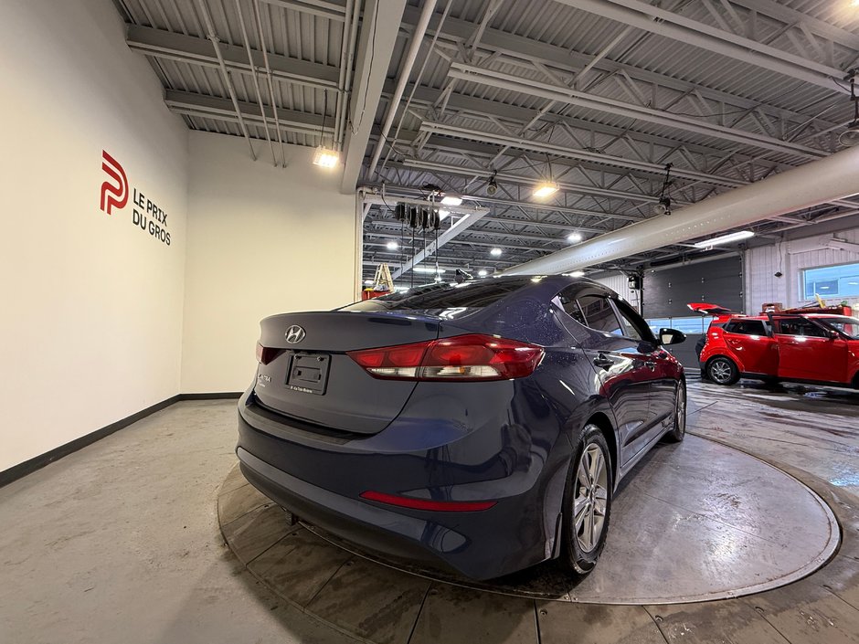 Hyundai Elantra SE 2018-2