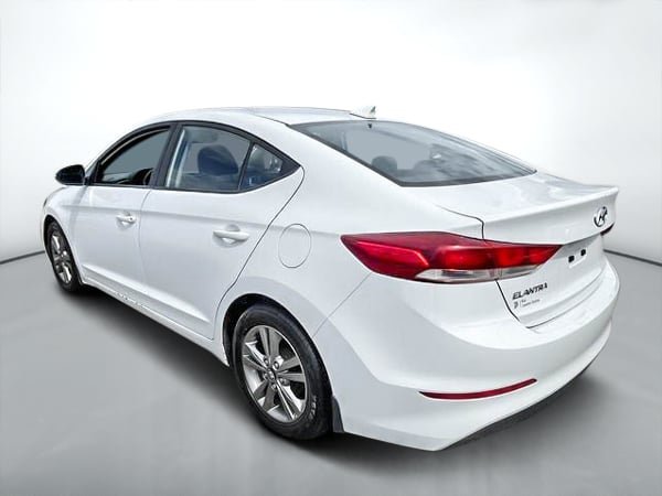 2018 Hyundai Elantra GL-4