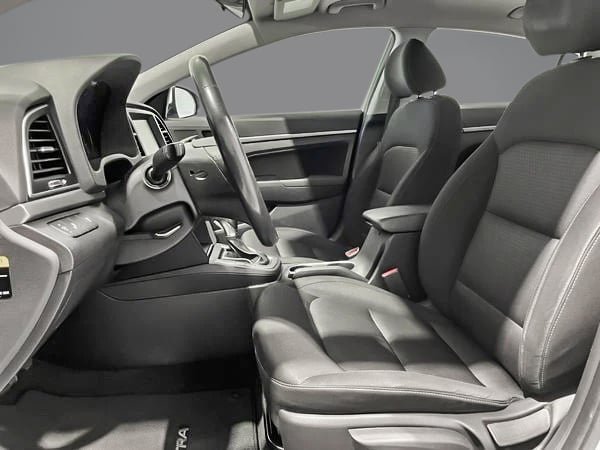 Hyundai Elantra GL 2018-10