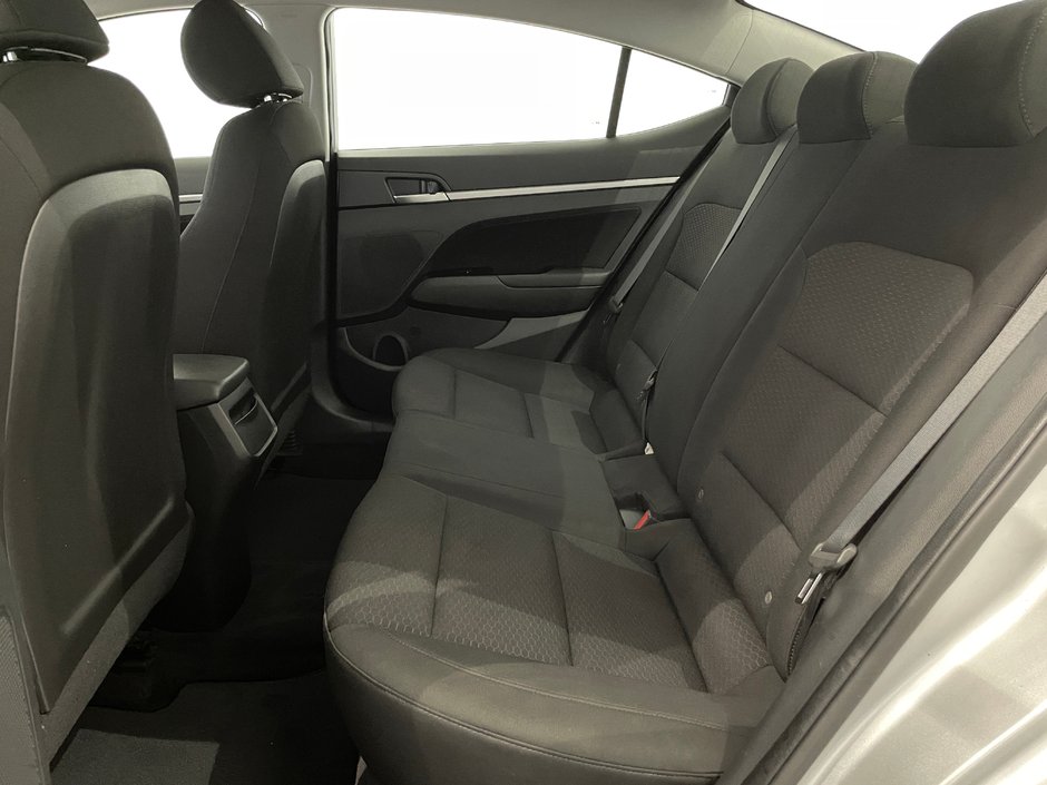 2019 Hyundai Elantra Preferred-21