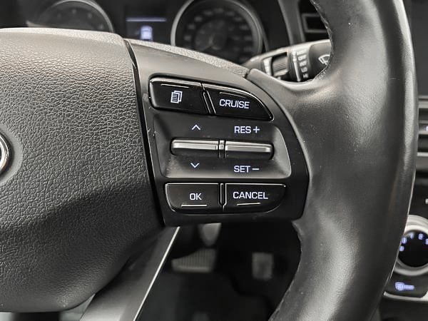 2020 Hyundai Elantra Preferred-13
