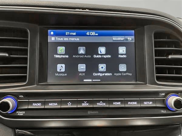 2020 Hyundai Elantra Preferred-18