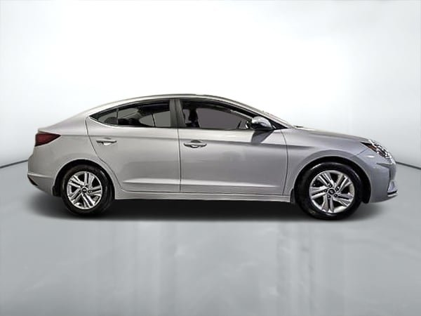 2020 Hyundai Elantra Preffered-1
