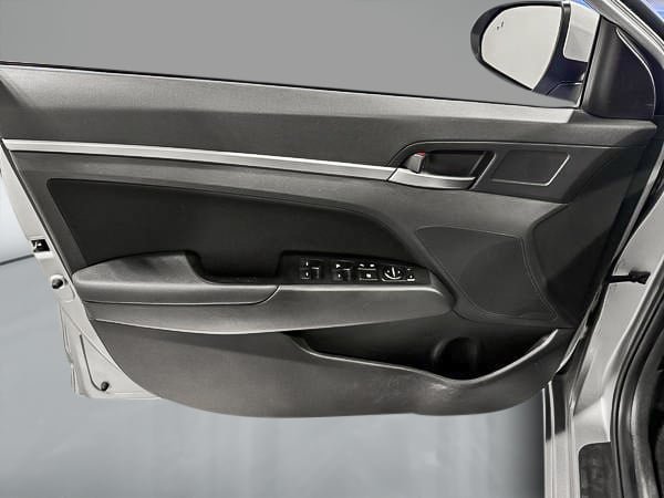 2020 Hyundai Elantra Preffered-10