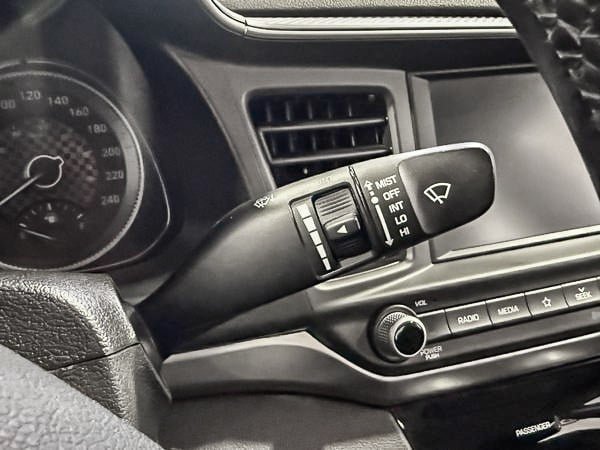 2020 Hyundai Elantra Preffered-17