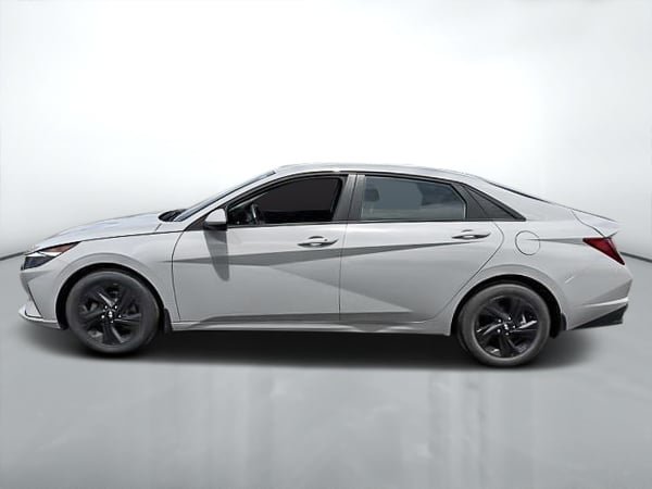 2023 Hyundai Elantra Preferred-4