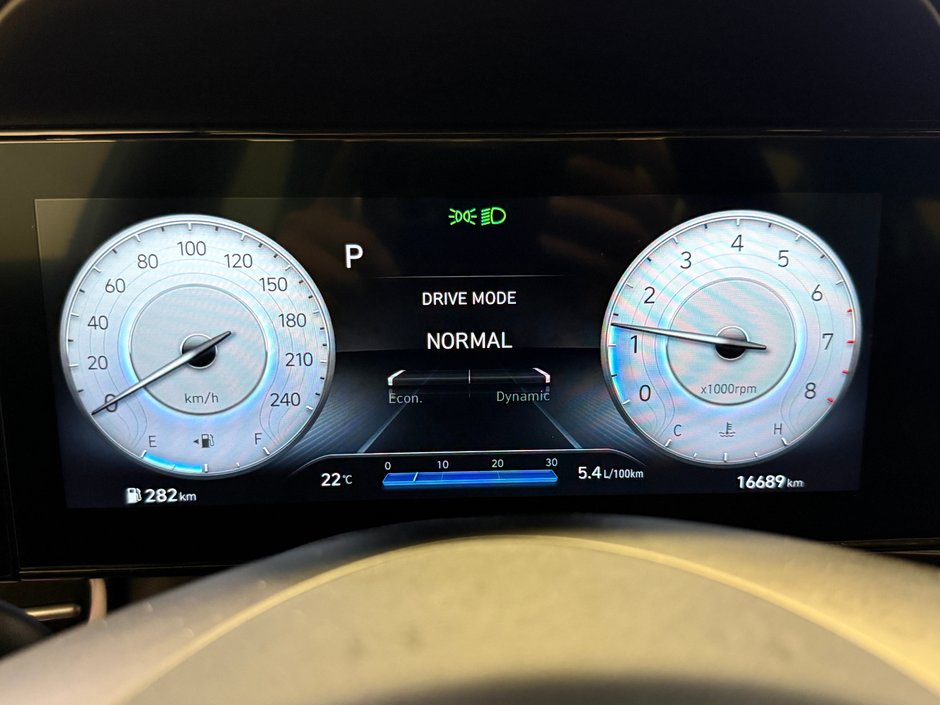2023 Hyundai Elantra Luxury-19