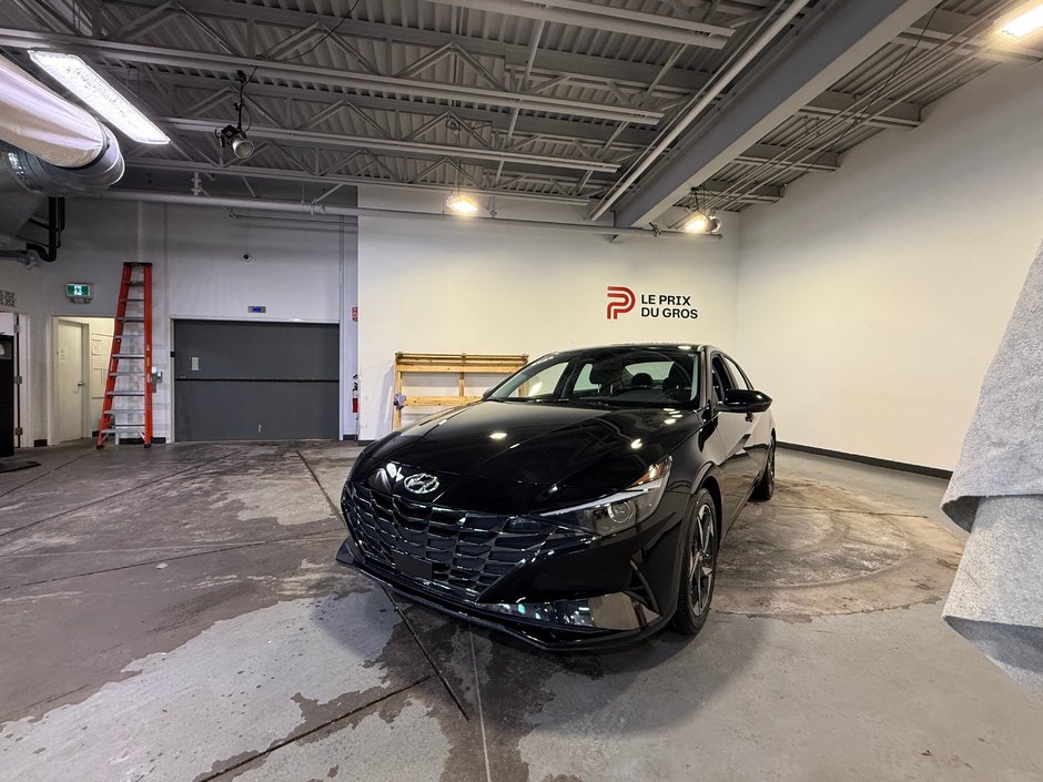 2023 Hyundai Elantra Luxury-6