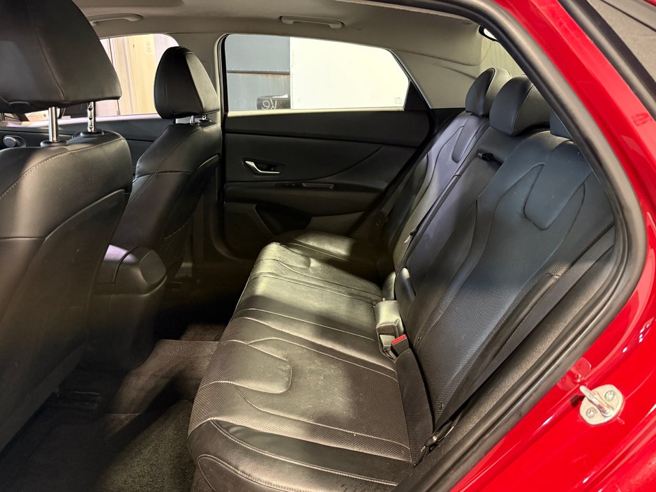 Hyundai Elantra LUXE 2023-24