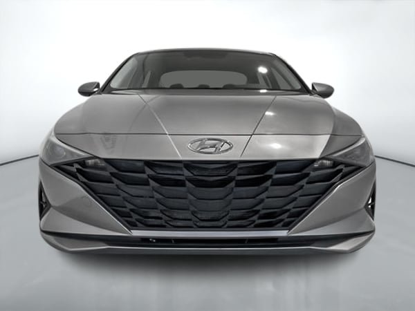 Hyundai Elantra Essential 2023-1