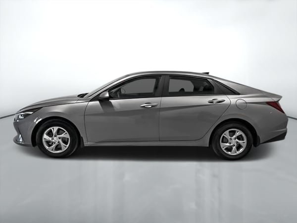 Hyundai Elantra Essential 2023-3