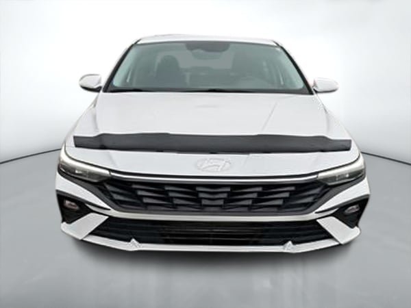2024 Hyundai Elantra ESSENTIAL-1