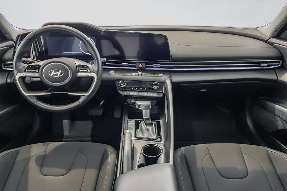 2025 Hyundai Elantra Preferred Tech-6