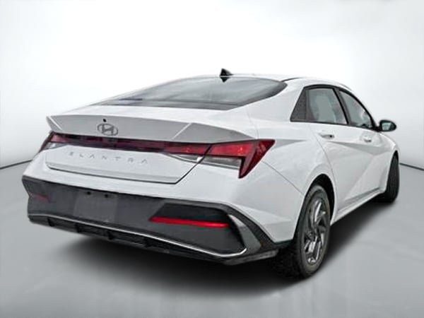 2025 Hyundai Elantra Preferred-2