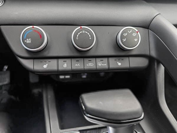 2025 Hyundai Elantra Preferred-11