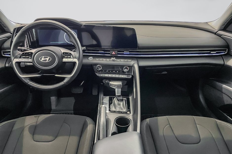 2025 Hyundai Elantra Preferred Tech-6
