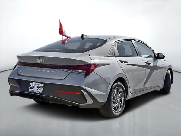 2025 Hyundai Elantra Preferred-2
