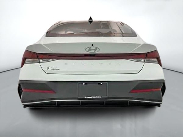 2025 Hyundai Elantra Preferred-5