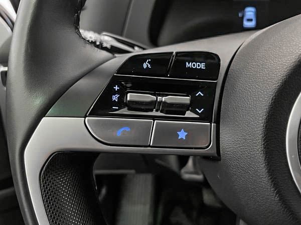 2025 Hyundai Elantra Preferred-12
