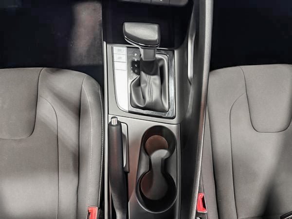 2025 Hyundai Elantra Preferred-22