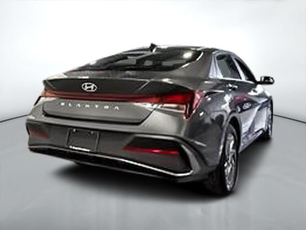 2025 Hyundai Elantra Preferred-2