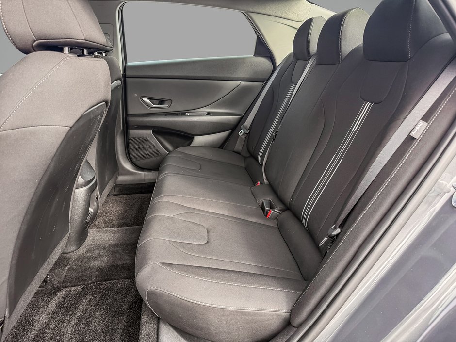 2025 Hyundai Elantra ESSENTIAL 2.0L-26