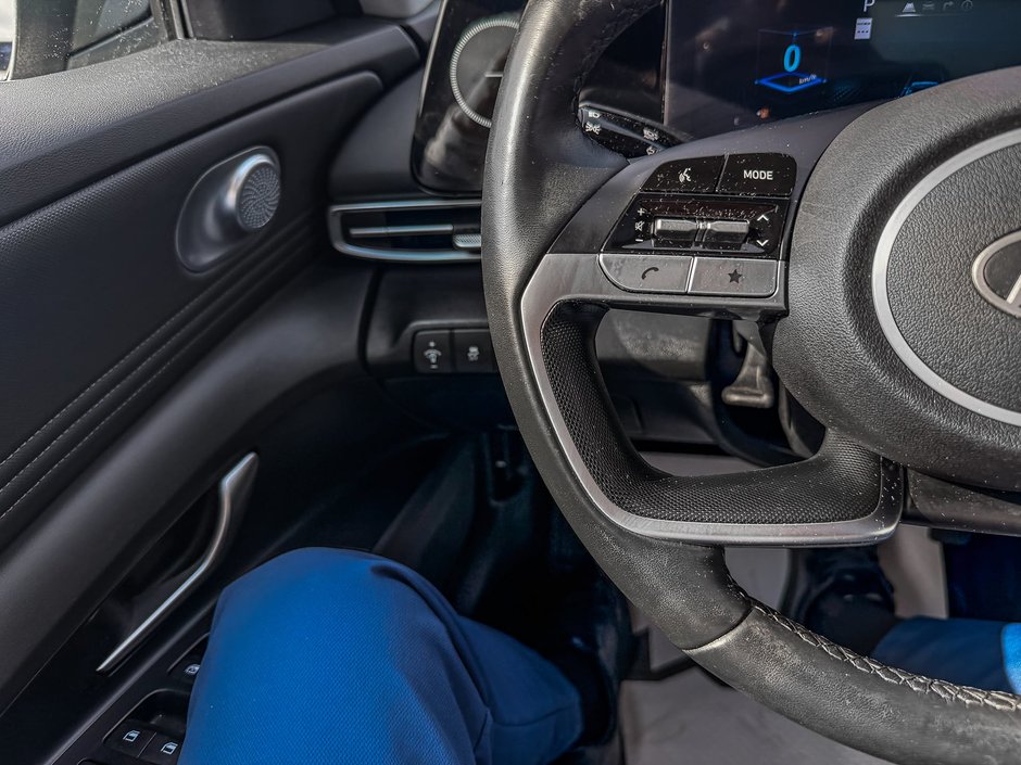 2025 Hyundai Elantra ESSENTIAL 2.0L-17