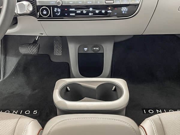 2024 Hyundai IONIQ 5 ULTIMATE AWD-26