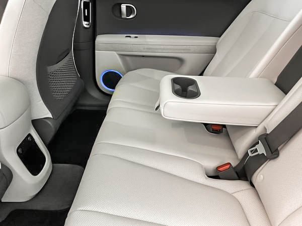 2024 Hyundai IONIQ 5 ULTIMATE AWD-29