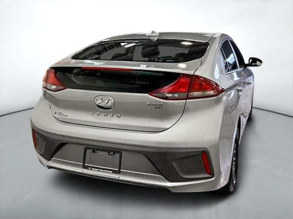 Hyundai Ioniq hybride Essential 2022-1