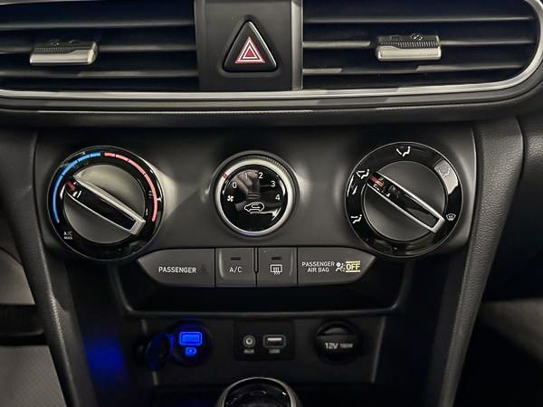 2019 Hyundai Kona Prefered-21