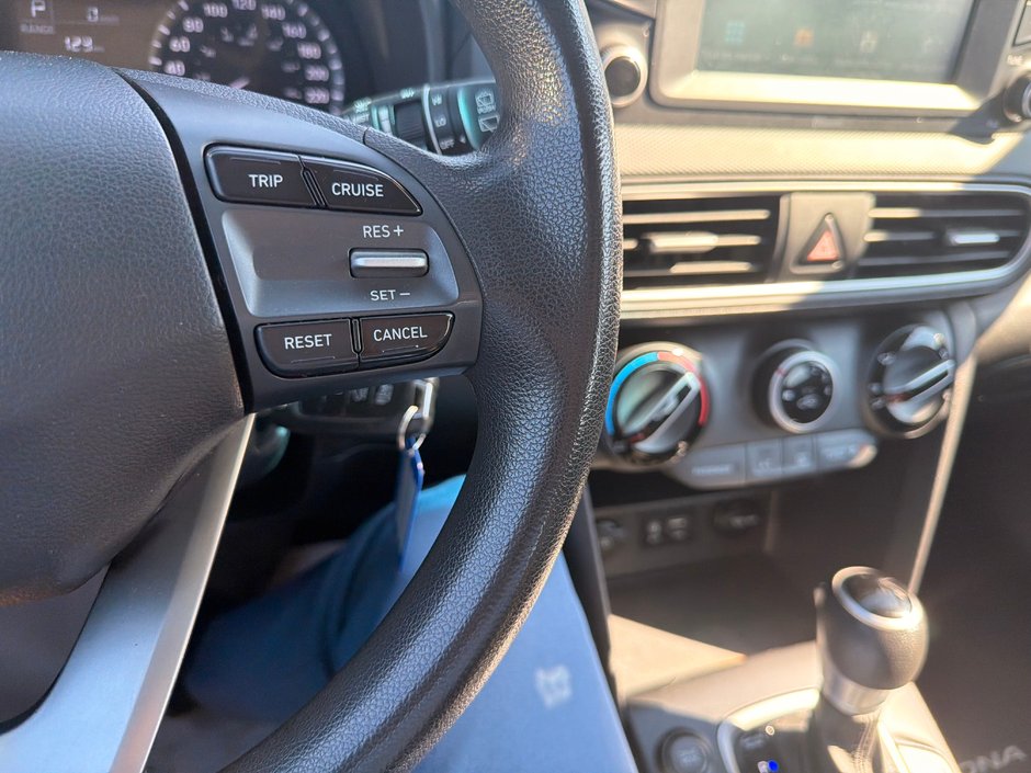 Hyundai Kona ESSENTIAL 2.0L 2019-17