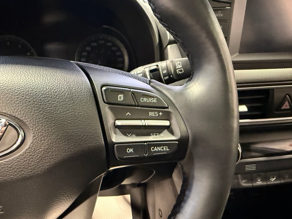 Hyundai Kona LUXURY AWD 2019-17
