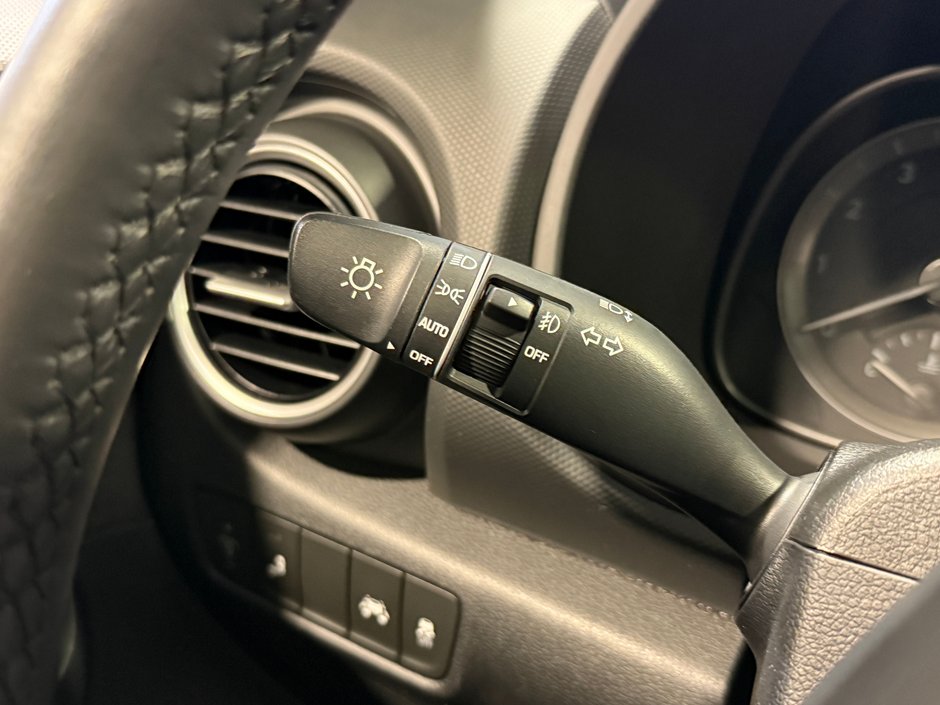 Hyundai Kona LUXURY AWD 2019-18