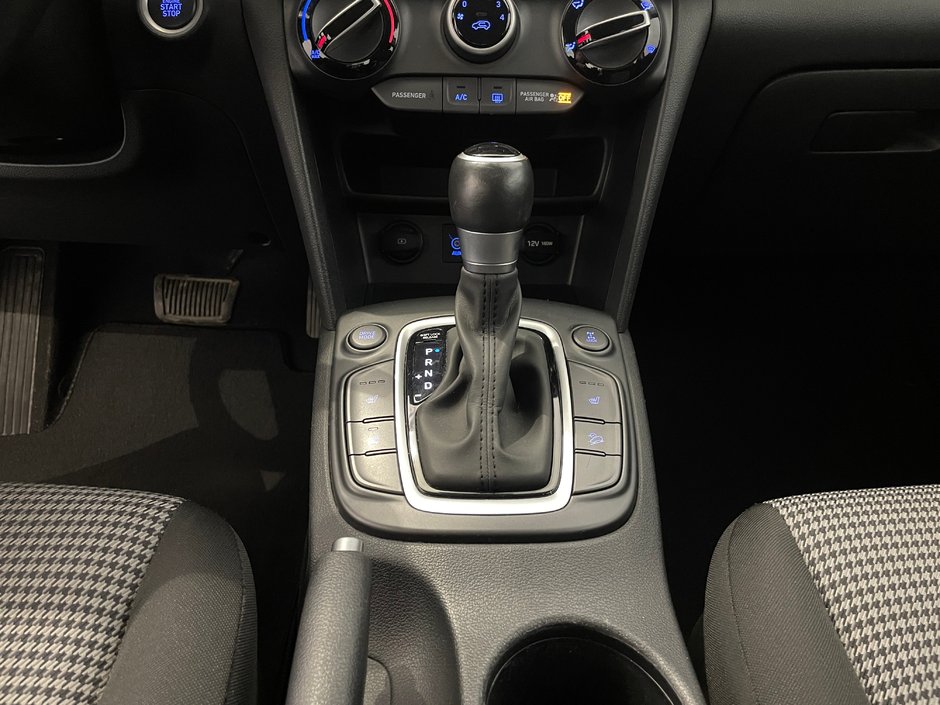 2020 Hyundai Kona Preferred AWD-22