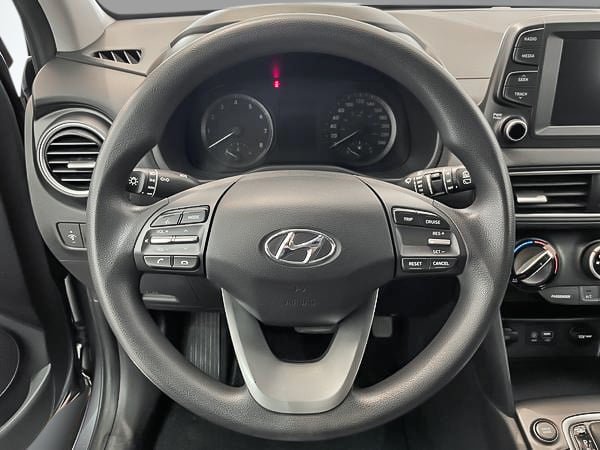 2020 Hyundai Kona Essential-10