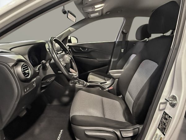 2020 Hyundai Kona Preferred-12