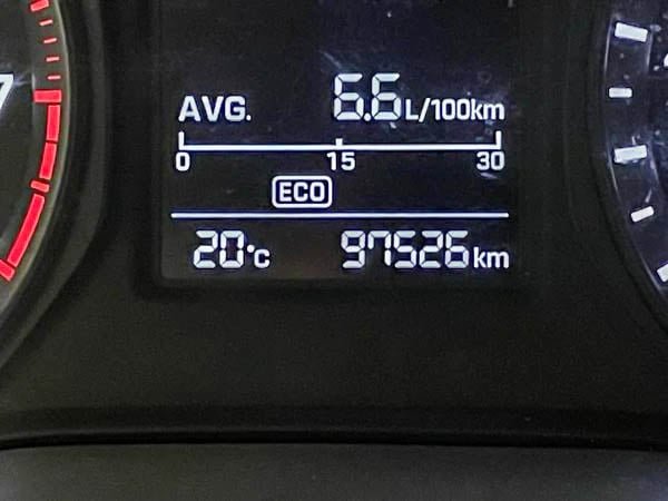Hyundai Kona Essential AWD 2020-14