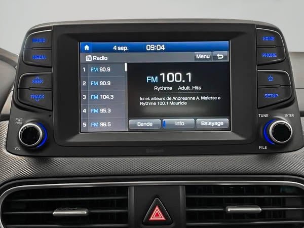 Hyundai Kona Essential AWD 2020-16
