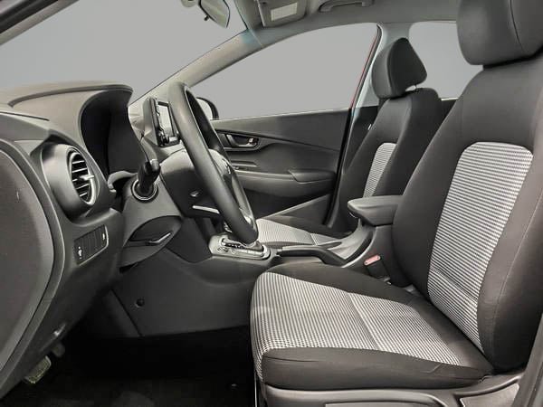 Hyundai Kona Essential AWD 2020-10
