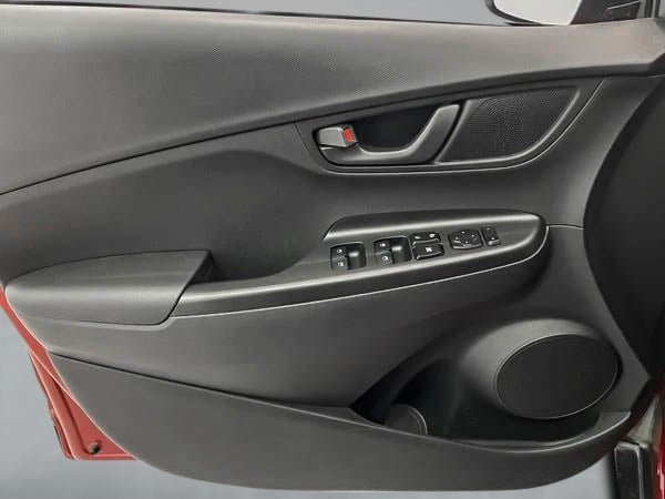 Hyundai Kona Essential AWD 2020-9