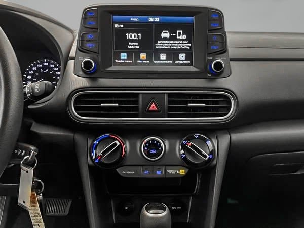 Hyundai Kona Essential AWD 2020-15