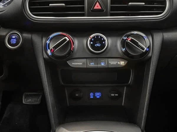Hyundai Kona Preferred AWD 2021-20