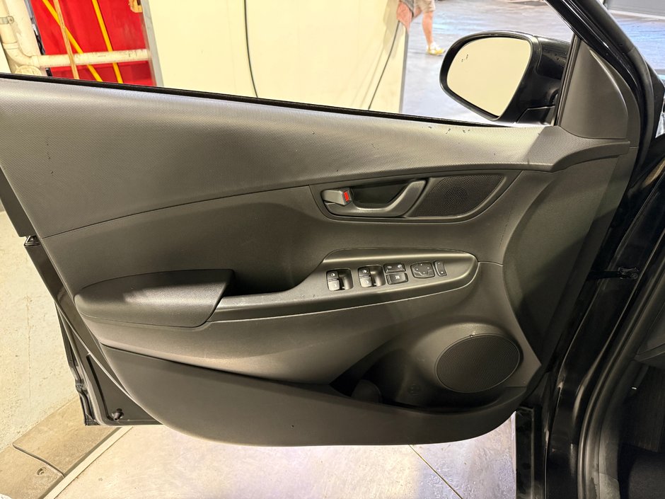 2021 Hyundai Kona PREFERRED-10
