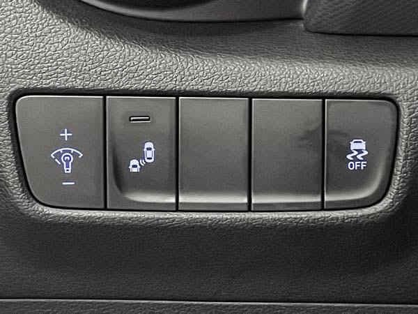 Hyundai Kona Preferred 2021-15