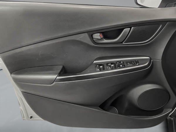 2021 Hyundai Kona Preferred AWD-9